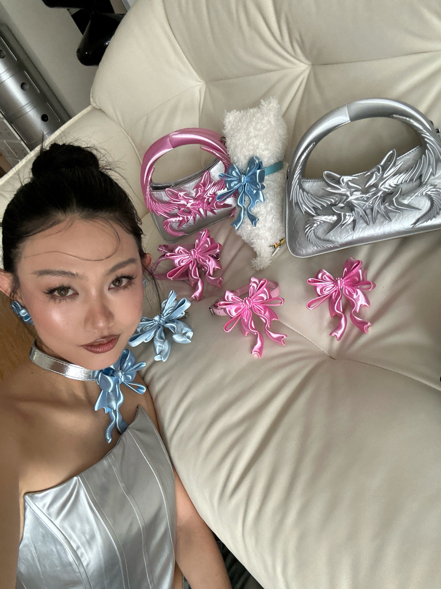 YALA.Lab | 3D Printed Cyber Mantis Handle Bag - Futuristic Tech Sensation Y3K Bag • Silver Handle Bag