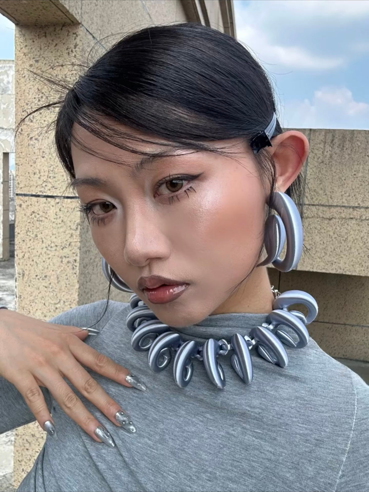 YALA.Lab | 3D Printed Futuristic Y3K Cool Girl Necklace and Earrings Set. Silver Necklace