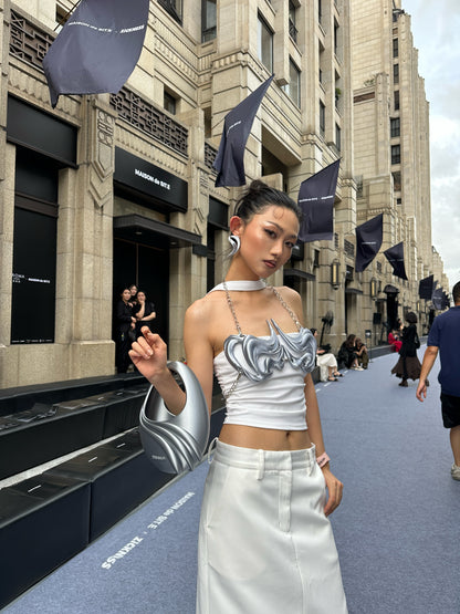 YALA.Lab | 3D Printed Futuristic Y3K Eggshell Bag with Streamlined Tech Sensation