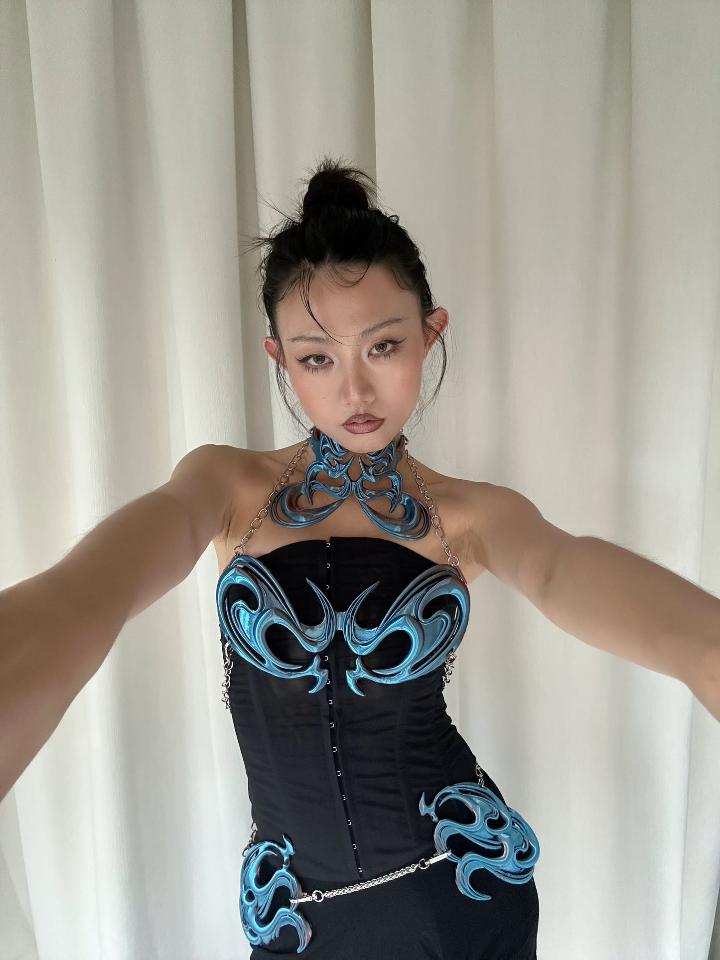 YALA.Lab | 3D Printed Future Mechanical Y3K Spicy Girl Totem Chest Armor and Waist Armor • Blue Chameleon Chest