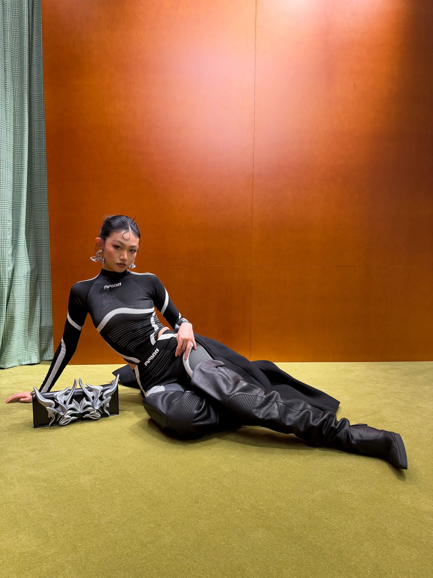 YALA.Lab | 3D-Printed Futuristic Cyber Orchid Totem Y3K Personalized Crossbody Chain Bag
