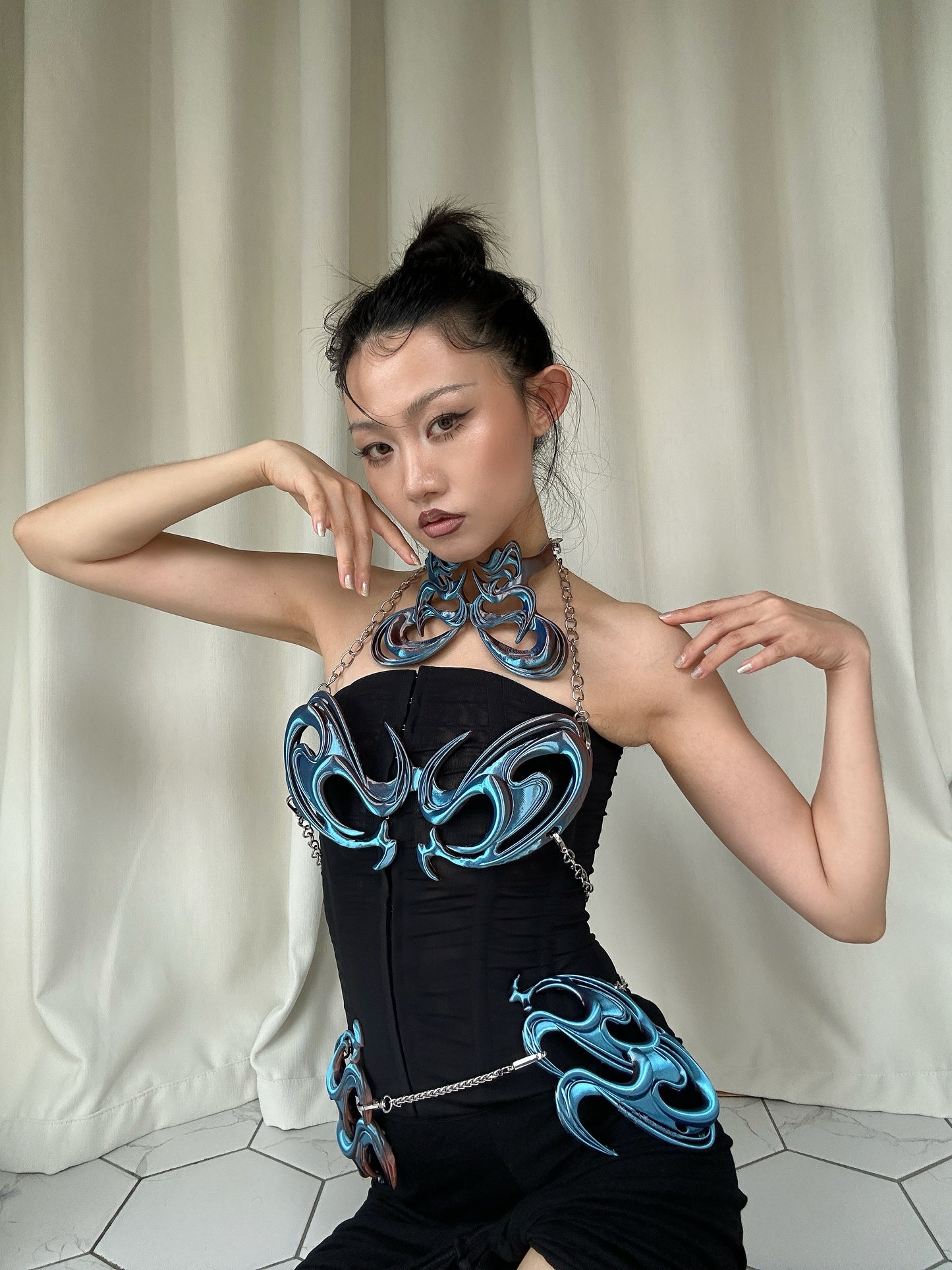 YALA.Lab | 3D Printed Future Mechanical Y3K Spicy Girl Totem Chest Armor and Waist Armor • Blue Chameleon Chest