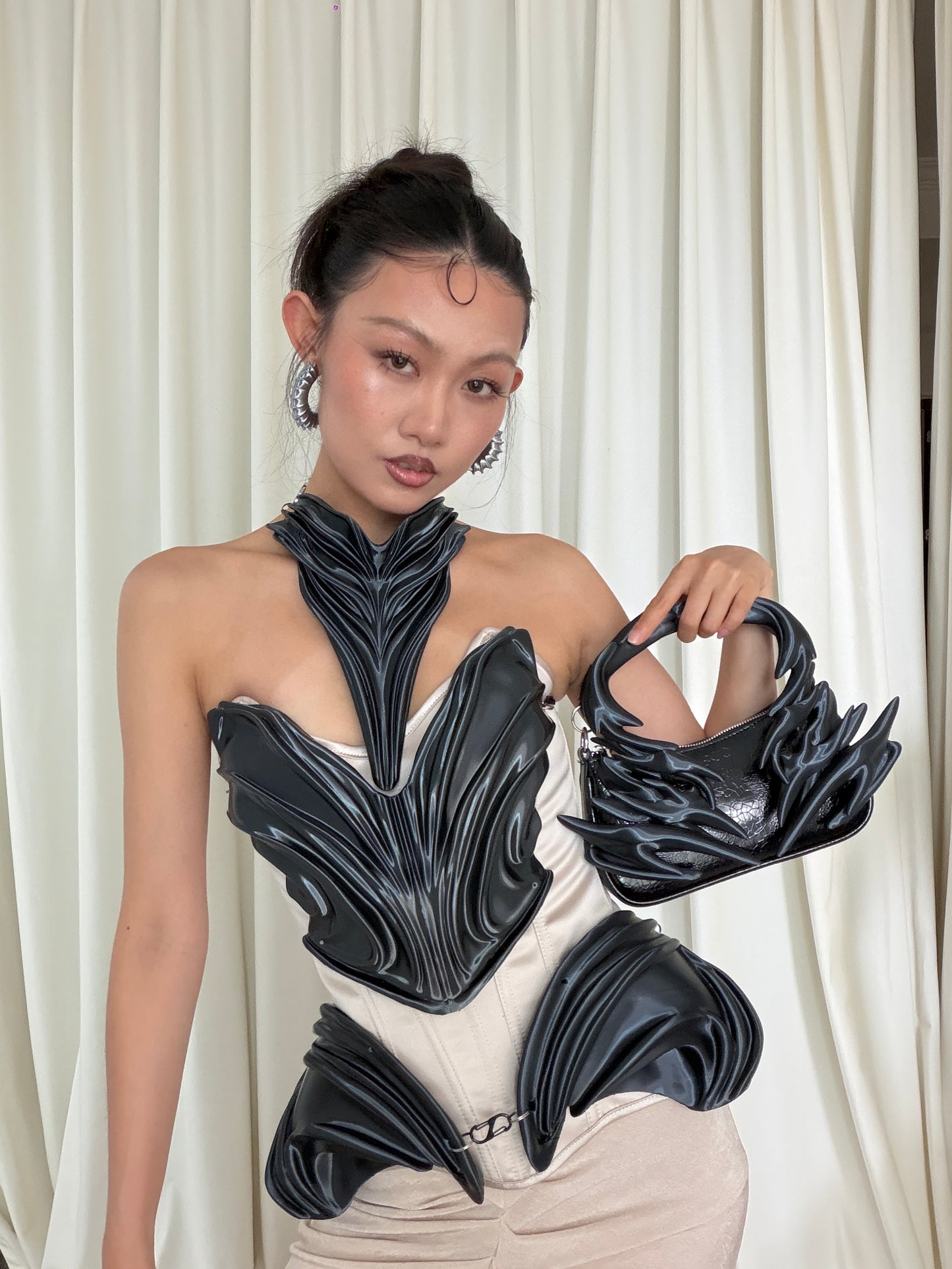 YALA.Lab | Future Cyber Y3K Lava Niche Design Premium Choker Set