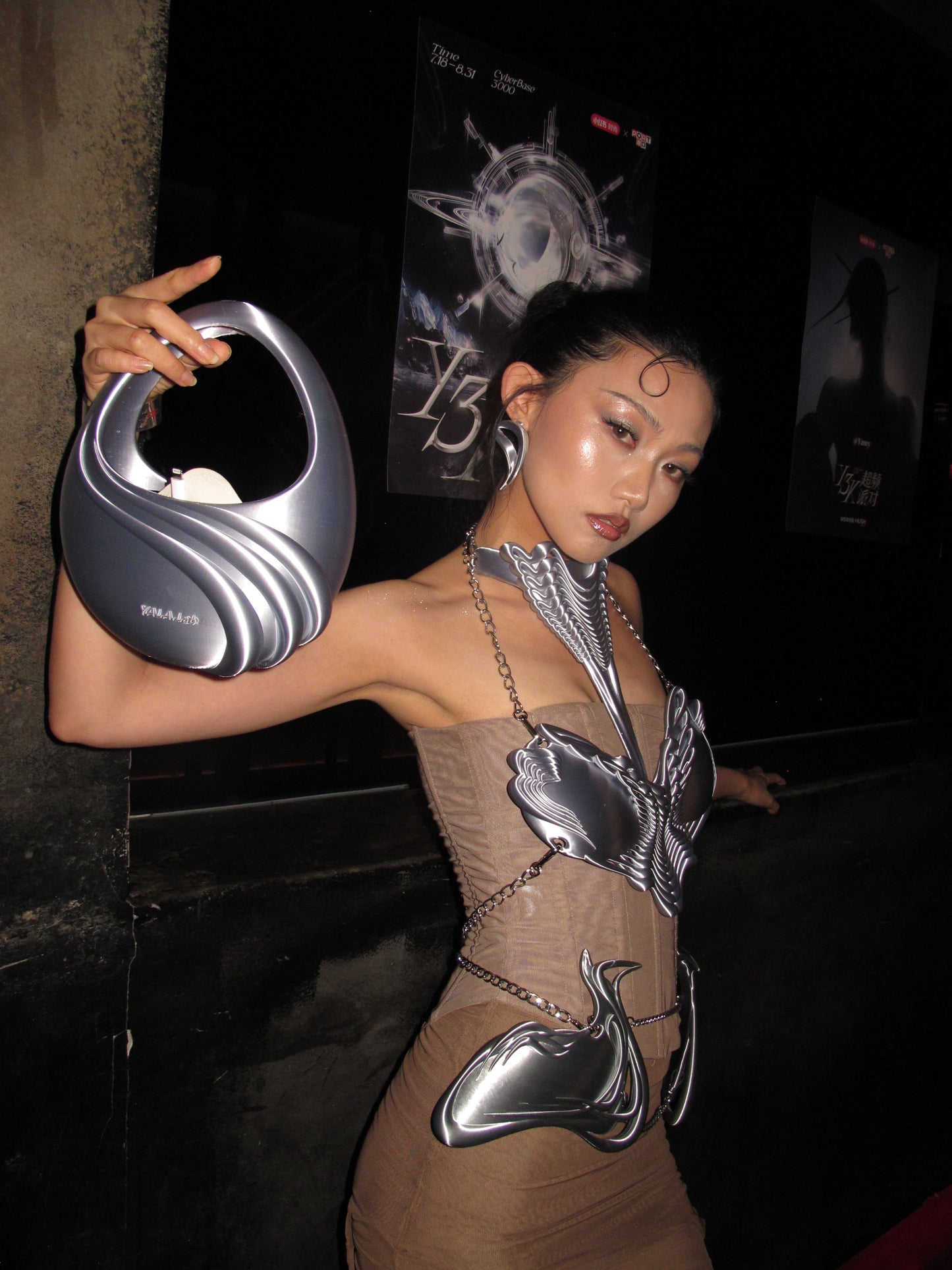 YALA.Lab | 3D Printed Futuristic Y3K Eggshell Bag with Streamlined Tech Sensation