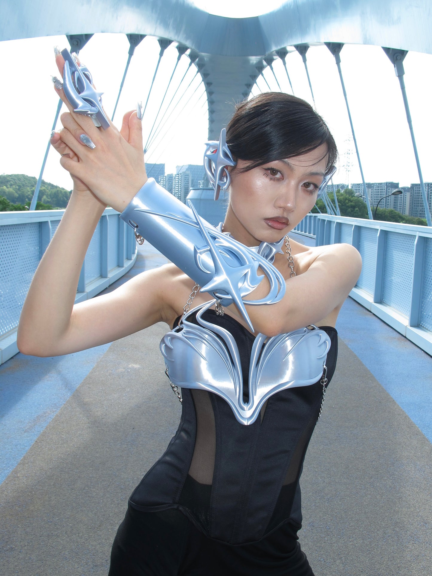YALA.Lab | 3D printed tetrahedron futuristic tech-themed electronic Y3K girl gauntlets